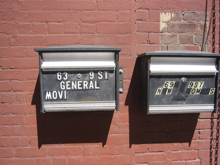 mailbox (98k image)